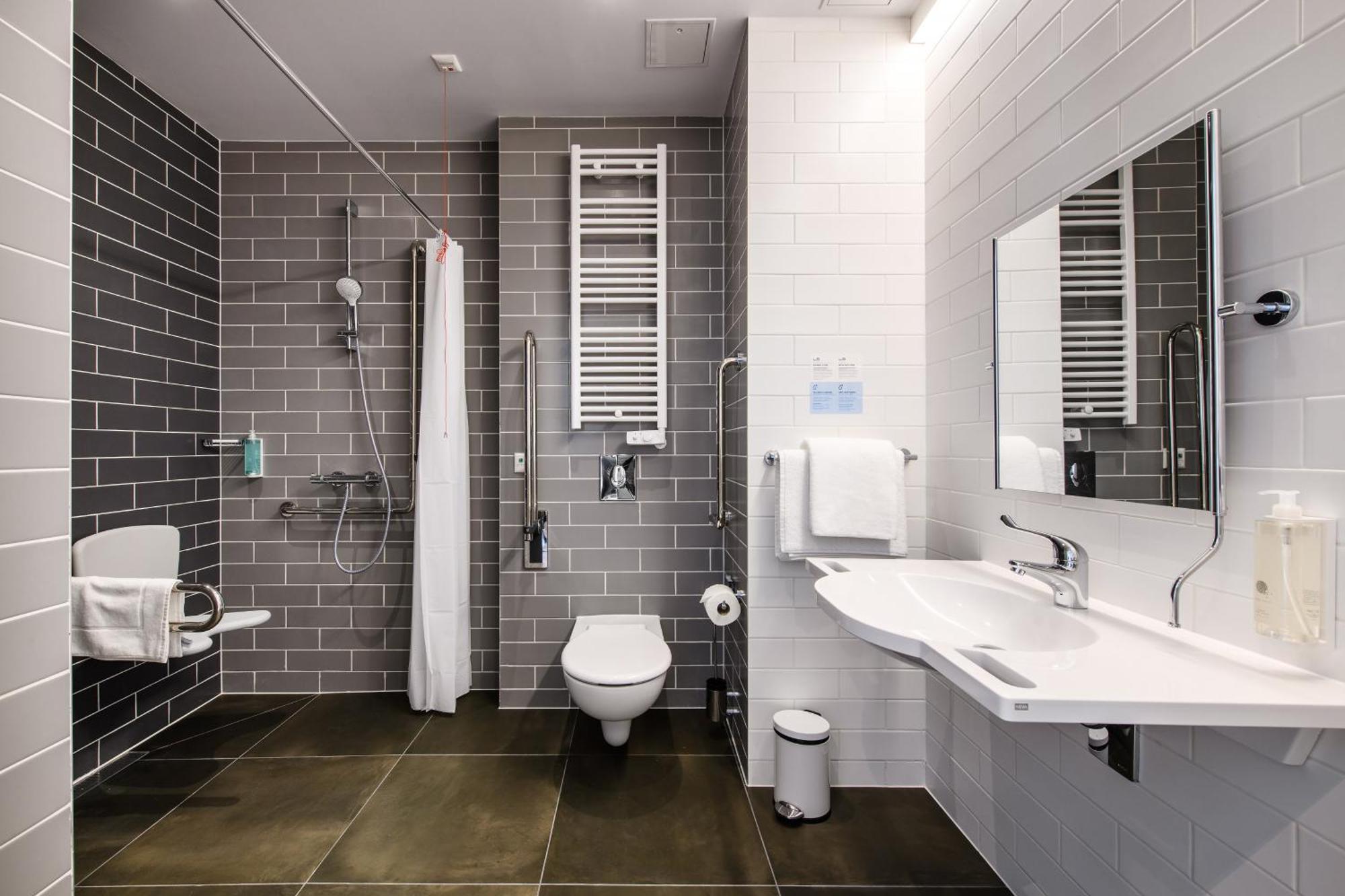 Huzar Hotel Lublin Kültér fotó